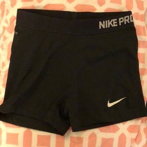gently used black nike pro spandex